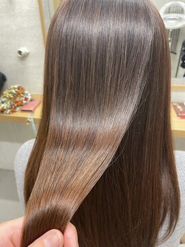 アレクサ 保谷(ALEXA) まとまり◎艶感◎楽スタイリング◎サラツヤストレート