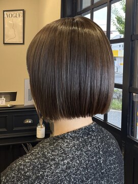 セジールへアメゾン(SAISIR HAIRMAISON) ミディアムヘア/暗めカラー/グランマッシュ/岡山