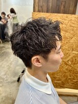 ファルベ(Farbe)&nbsp;フェザー/サーフカール/センターパート/波巻きツイスパ