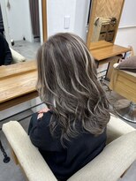 リングバイモアムー(Ring by Moremuu) ハイライトスタイル