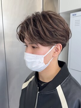 ビューナゴヤ 名駅(VIEW NAGOYA) メンズ/サーフカール/刈り上げセンターパート/波巻きツイスパ