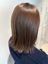トリッカ シブヤ(TRICCA SHIBUYA)&nbsp;切りっぱなしボブくびれボブぱつっとボブ外ハネボブ大人ボブ