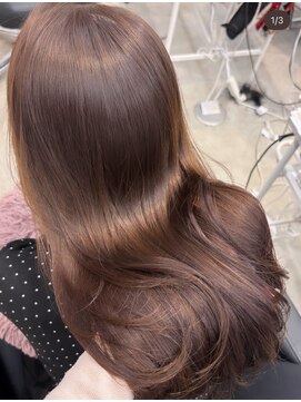 クム(kumu) ◎大人韓国風レイヤーカット×ブリーチなしベージュ