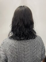 ニル(NiL)&nbsp;緩めミディアムパーマ
