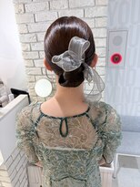 ディティカ ティア(Dityca tia) 大人っぽシニヨン