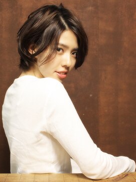 シアンデルカ(CYANDELUCCA) おとなの前下がりヌーディショート