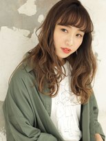 マフェ(mahae)&nbsp;ルーズなウェーブスタイル×モノトーンアッシュ