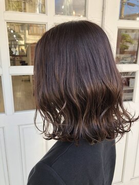 ヘアアンドメイクグラチア(HAIR and MAKE GRATIAE) 【グレージュカラー】ミディアムボブ♪