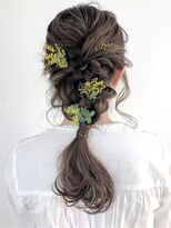 キラ 渋谷(KILLA) 編み下ろしアレンジ 結婚式 ヘアセット ハイライト 榎園由美