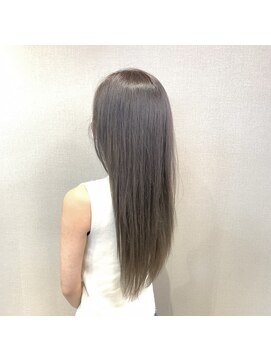 リリ(Liri material care salon by JAPAN) 透明感あふれるハイトーンカラー！