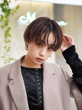 マセナ(Masena) センターパートショート×ピンクブラウン