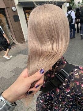 ペレ 栄店(PELE) ミルクティーベージュ