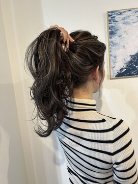 マリン(Marine) 20代30代コントラストハイライトロング