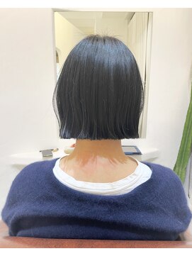ナダ プライベートヘアサロン(NADA private hair salon) 切りっぱなしボブ　外ハネボブ
