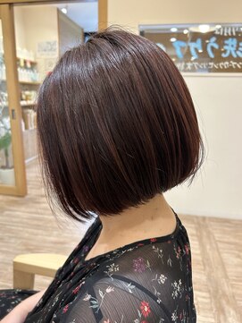 ビューティーパーク ヒロミ(Beauty Park 163) 前下がりボブ