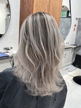 クリーム(CREAM) バレイヤージュ