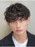 難波ツイストパーマメンズスパイラルパーマフェザーショート色気