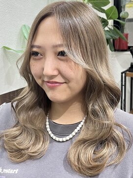ベルヘアーデザイン 堺東(Belle hair Design) ハイトーン韓国風レイヤーカットオリーブ堺東アディクシーカラー