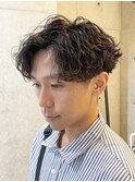 波巻きパーマ センターパート ビジネスヘア ツイストスパイラル