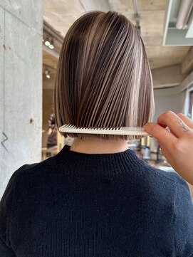 【ERIKA】コントラストミックスカラーとボブ