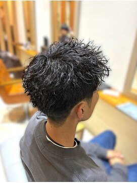 スパイキーショート