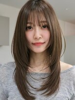 オーラ オモテサンドウ(Aura omotesando)&nbsp;韓国ハッシュレイヤー×オリーブベージュ