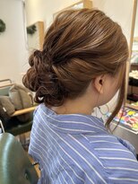 ケイズプラス(K's PLUS) ゆるふわサイドシニヨン