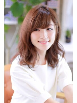 オモルフィ(Omorfi) 大泉学園【Omorfi】無造作セミディ