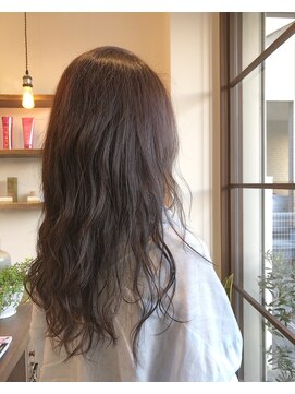 ツムギ ヘアー(tsumugi HAIR) 透明感ダークアッシュカラー