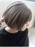 外国人風ショートボブ ハイライト 暗髪グレージュ　白髪ぼかし