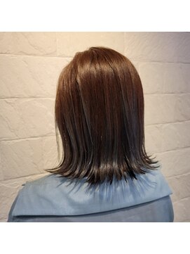 イーチ ヘアーアンドトータルビューティ(each hair&total beauty) 切りっぱなしグラカラーボブ/艶感　　☆相川　美緒