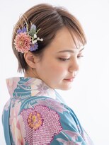 ヘアーサロン ラフリジー(Loufreasy) ショートヘアー・ショートボブの卒業式袴の編み込みヘアアレンジ