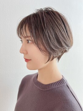 イーストハムアール(EAST HAM r) 丸みショート/透明感アッシュベージュ