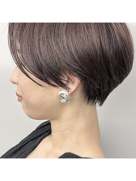 エストアール フクオカ 福岡博多店(est-r. Fukuoka) ハンサムショート/センターパート/博多