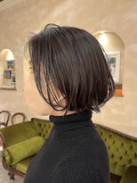 ビュートリアム265(BEAUTRIUM 265) ニュアンスボブ 切りっぱなしボブ 地毛風アッシュグレー黒髪ボブ