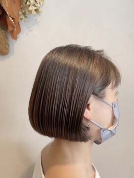 エニー(ENi) 大人ショートボブ ボブディ グレージュカラー