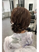ランズ(LANDS)&nbsp;サイドアップ【大阪 梅田 ヘアセット】
