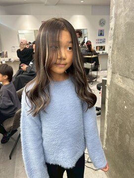 キング 梅田店(K!ng) 縮毛矯正髪質改善レイヤーカットトリートメント心斎橋美容室