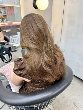 大人ガーリー/ミディアムレイヤーカット/20代30代40代50代