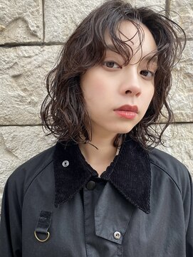 スミス 上野(smith) レイヤーカットハッシュカット顔まわりミディアムロング