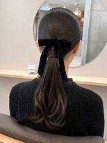 キリ 逗子(kiri)&nbsp;逗子葉山ヘアアレンジポニーテールリボンアレンジ結婚式式典R102