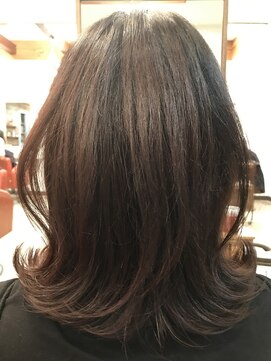 パース(PARS) 外ハネ肩ボブ