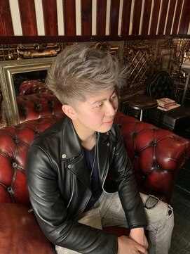 アスイン(asuin) アッシュ 刈り上げ