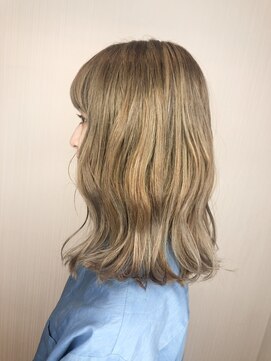 ヘアーアンドビュー ティーリタ 蕨(RITA) 春夏人気☆アッシュベージュ