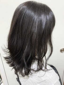 ビューティーマーケット アングゥ イオンモール名取(BEAUTY MARKET ungu) ブルーブラック_ナチュラルウェット