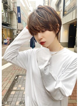 アヴァロン(AVALON) 丸みショートボブ※前髪あり【mag佐藤聖】