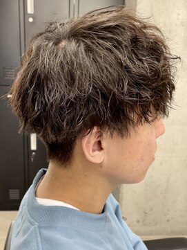 フイ 代々木(Hui) ツイストスパイラルパーマ/波巻き