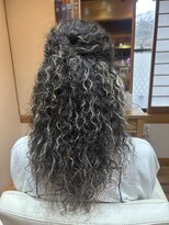 エミュー(EMU)&nbsp;カット＋ハイライト