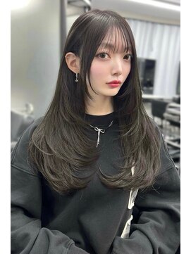 ランズ(LANDS) アッシュカラーザクザクレイヤーカット 【韓国ヘア 大阪 梅田】