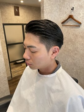 キタセンジュバーバー バイ ティーズ(KITASENJU BARBER by T's) 七三ツーブロック